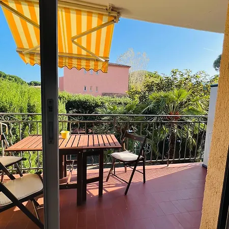 Superbe Terrasse Et Parking Prive