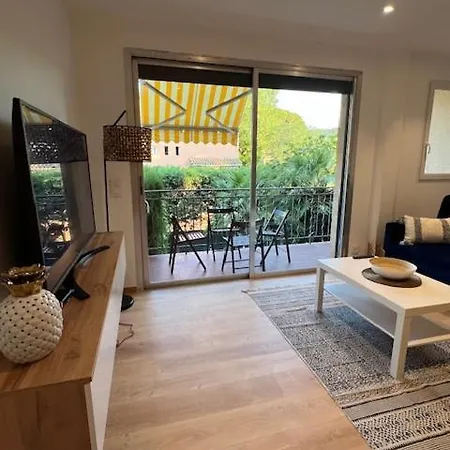 Superbe Terrasse Et Parking Prive Apartamento